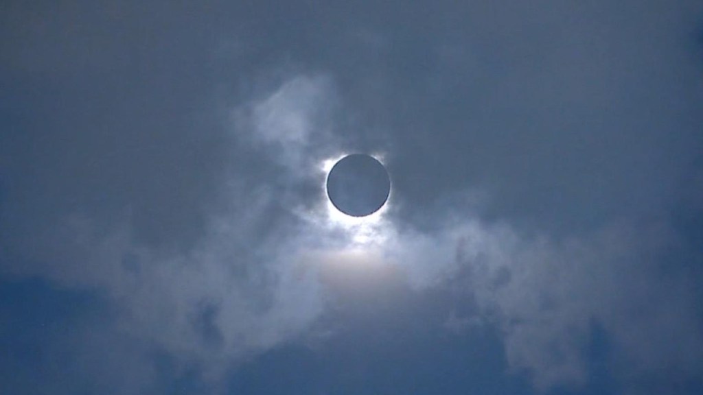Conoce estos datos sobre el eclipse total del 8 de abril