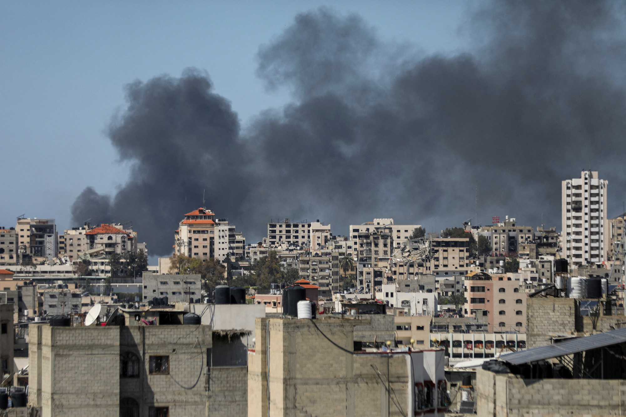 The Latest on the Israeli Raid at Al-Shifa Hospital: Updates on the Conflict in Gaza