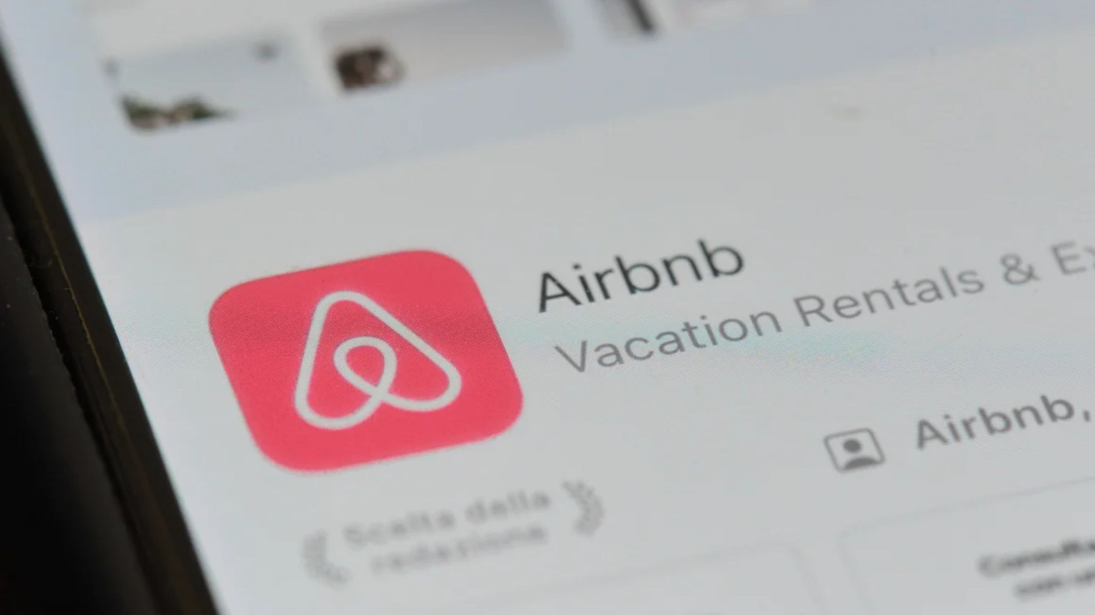 Airbnb prohíbe el uso de cámaras de seguridad en interiores