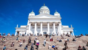 Por séptimo año consecutivo, Finlandia es el país más feliz del mundo, según el Informe Mundial de la Felicidad 2024. En la foto, la Catedral de Helsinki en la capital de Finlandia. (Crédito: LeoPatrizi/E+/Getty Images)