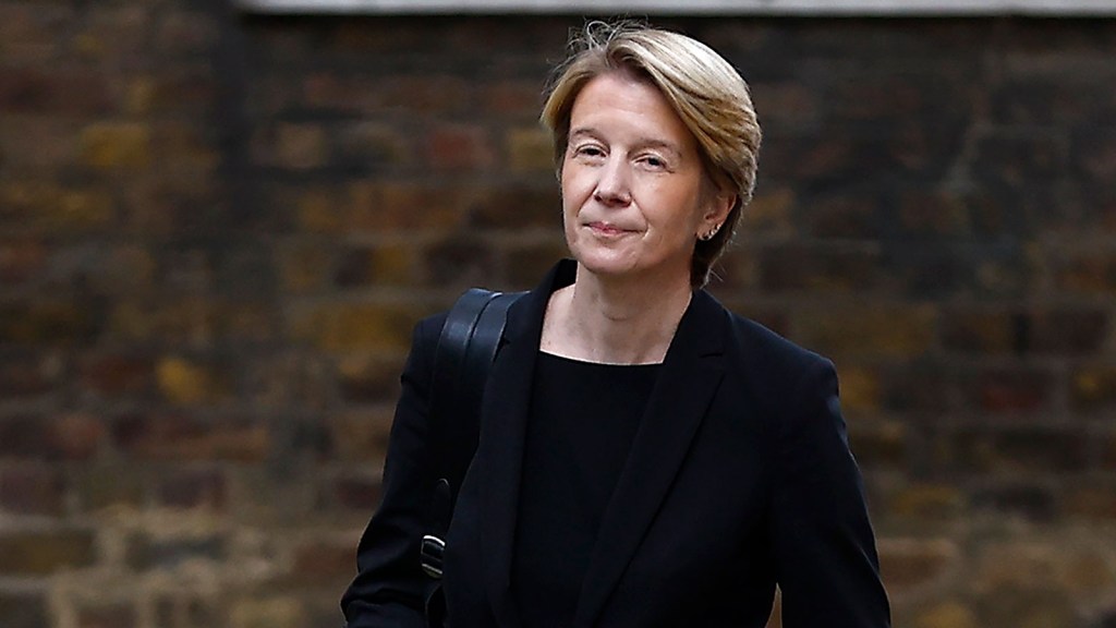 Amanda Pritchard, directora ejecutiva del NHS de Inglaterra, vista el 13 de septiembre de 2023 en Londres, Inglaterra. (Peter Nicholls/Getty Images/Archivo)