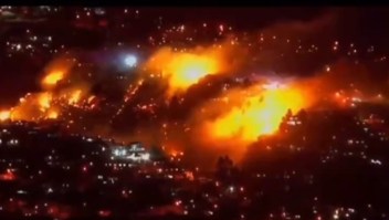 Imagen de los incendios en los cerros de Valparaíso, captada este 13 de marzo de 2024. (Crédito: Bomberos de Viña del Mar)