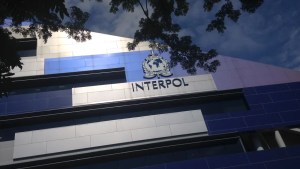 Oficina de Interpol en Singapur. (Foto: Thomas White/Reuters).