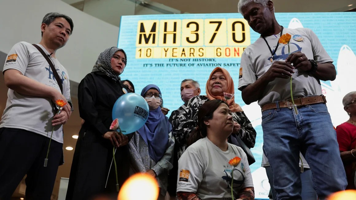 Malasia puede renovar la búsqueda del MH370 casi 10 años después de
su desaparición