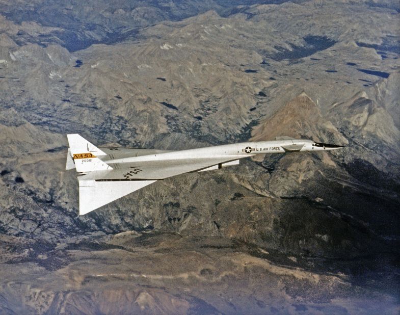 xb-70 supersonic