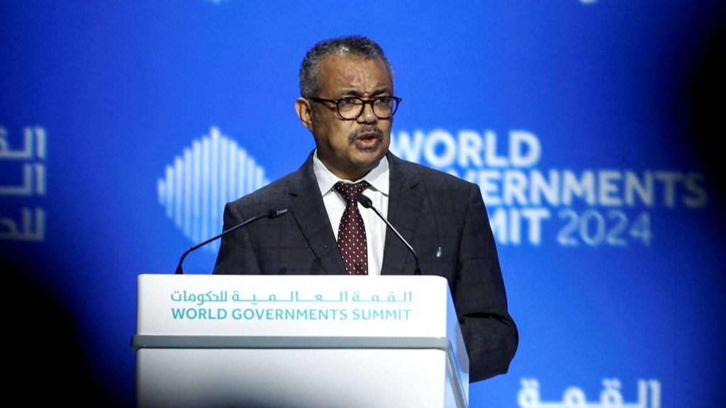El director general de la Organización Mundial de la Salud, Dr. Tedros Adhanom Ghebreyesus, habla en la Cumbre Mundial de Gobiernos, en Dubai, Emiratos Árabes Unidos, el 12 de febrero. (Foto: Amr Alfiky/Reuters).