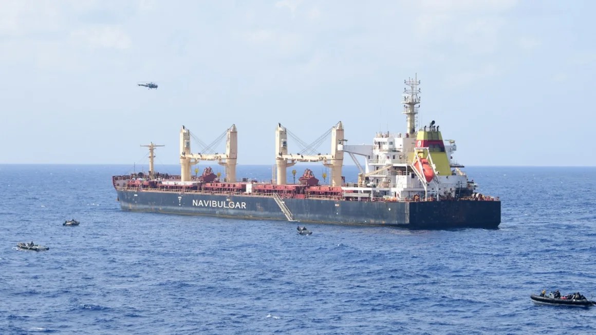 Operasi terhadap kapal yang ditangkap oleh perompak menunjukkan kekuatan pasukan khusus India, menurut para analis