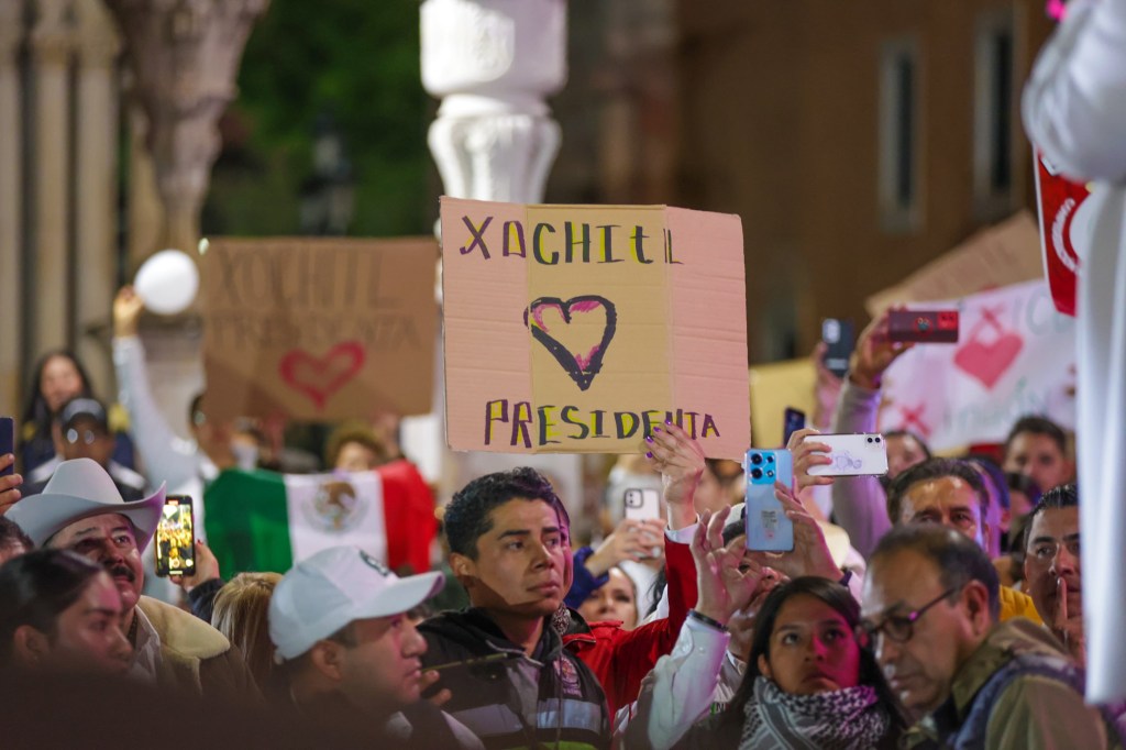 Simpatizantes de Xóchitl Gálvez en el arranque de campaña de la candidata de la oposición. (Crédito: Twitter/Xóchitl Gálvez)