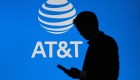 AT&T investiga posible filtración de datos de usuarios a la dark web