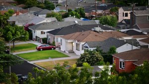 ¿Qué nivel de  ingresos deberías tener para comprar una casa en EE.UU.?