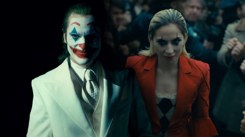 Lady Gaga dibuja la sonrisa del Joker en adelanto de "Joker: Folie à Deux"