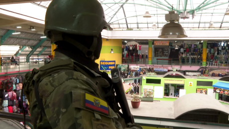 Ecuador decidirá si el Ejército continúa en labores de seguridad