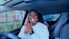 De Londres a Lagos en casi dos meses, mujer negra cruza diecisiete países en un coche regular