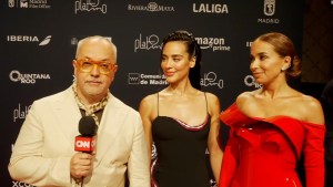 Esmeralda Pimentel y Majida Issa en CNN antes de los premios Platino