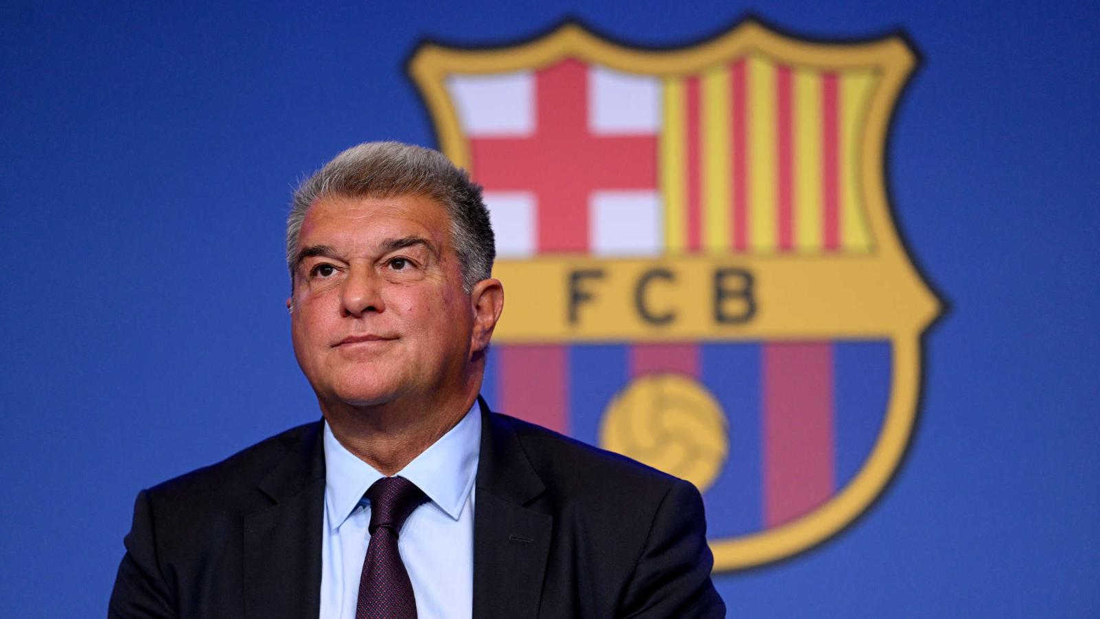 Presidente del FC Barcelona sugiere que se repita el Clásico si se
llega a confirmar error arbitral