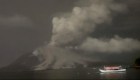 Volcán en Indonesia vuelve a erupcionar y obliga evacuar una ciudad