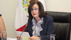 La embajadora de México en Ecuador Raquel Serur Smeke. (Crédito: Twitter Senado de México)