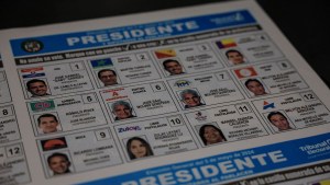 Una boleta de elección presidencial en el Tribunal Electoral de Panamá, el 4 de abril de 2024. (Foto de MARTIN BERNETTI/AFP vía Getty Images)