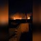 Las llamas de una gran explosión cerca de Babilonia, Iraq, pueden verse en una imagen tomada de un video obtenido por CNN de las redes sociales.