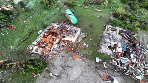 La devastación causada por un tornado en Oklahoma vista desde un dron