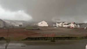 Así fue la furia de un tornado en Tennessee