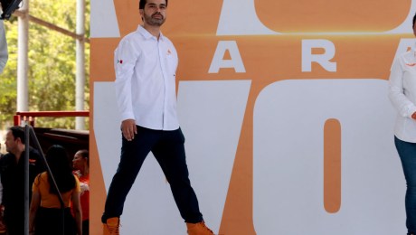 El candidato presidencial de México por el partido Movimiento Ciudadano, Jorge Álvarez Maynez, durante un mitin de campaña, en Manzanillo, estado de Colima, México, el 25 de mayo de 2024. (Foto: ULISES RUIZ/AFP vía Getty Images).