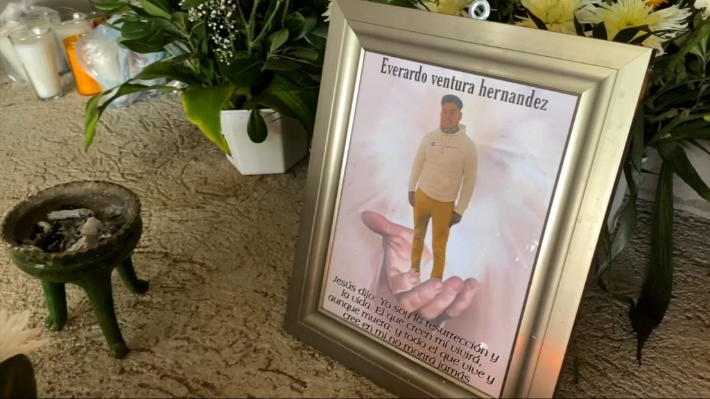 Familiares de Everardo Ventura, uno de los ocho trabajadores agrícolas migrantes mexicanos que fallecieron esta semana en un accidente en la Florida esperan el retorno del cuerpo para poder despedirlo en México. (Foto: CNN).