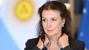 La ministra de Relaciones Exteriores de Argentina, Diana Mondino. (Foto de EVARISTO SA/AFP vía Imágenes falsas)
