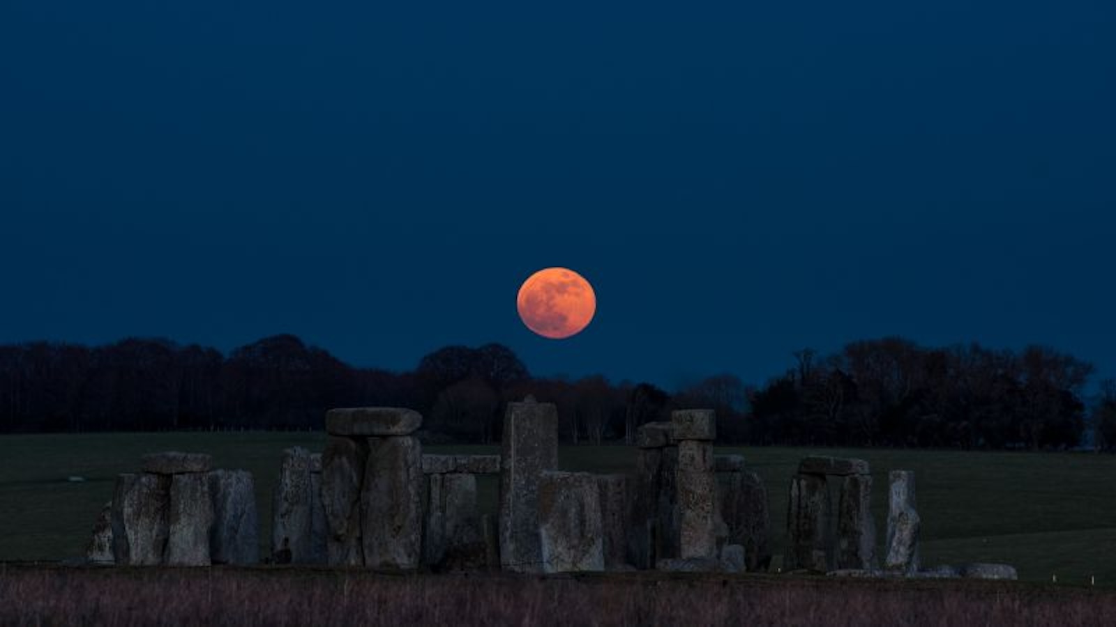 Rzadkie wydarzenie na Księżycu może ujawnić związek Stonehenge z Księżycem