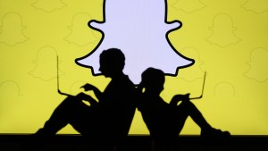 Snapchat adopta nuevas herramientas contra la sextorsión