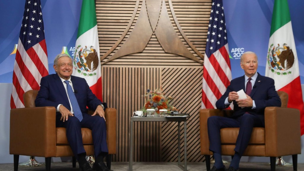 Biden habla con López Obrador tras anuncio sobre asilo a inmigrantes