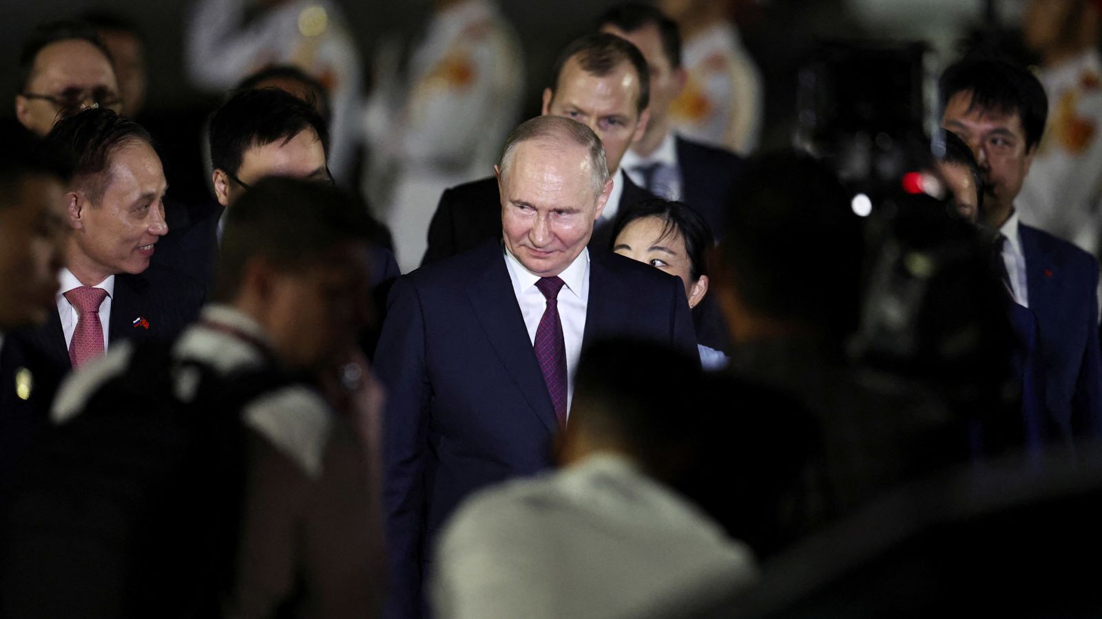 Putin no vio el debate presidencial de EE.UU. y Moscú no comentará un asunto "interno' de EE.UU.