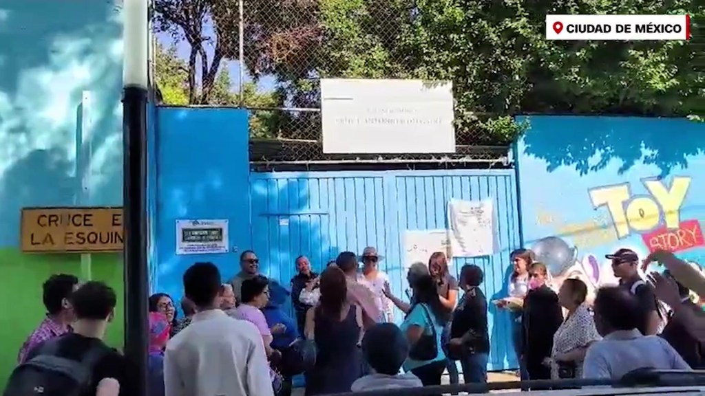 Entre gritos y llamados a la calma, así se vivió el atraso en la apertura de casillas en México