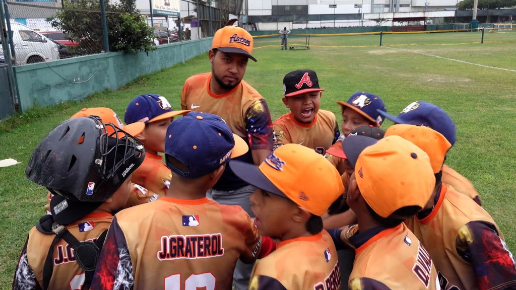 ¿Cómo la inmigración venezolana ha aportado al crecimiento del béisbol en Perú?