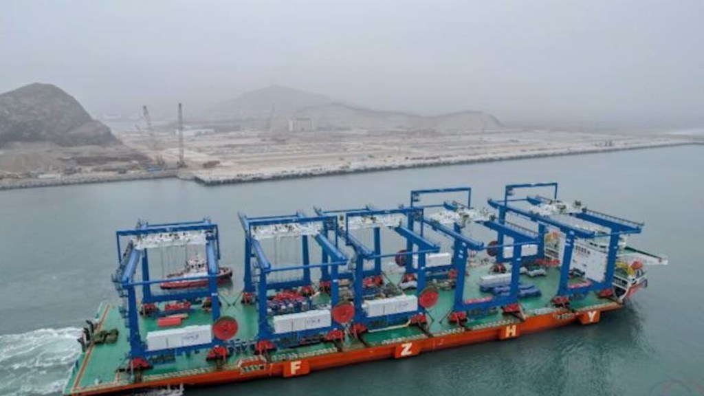 Diana Boluarte viaja a China mientras se construye en Perú un ambicioso puerto