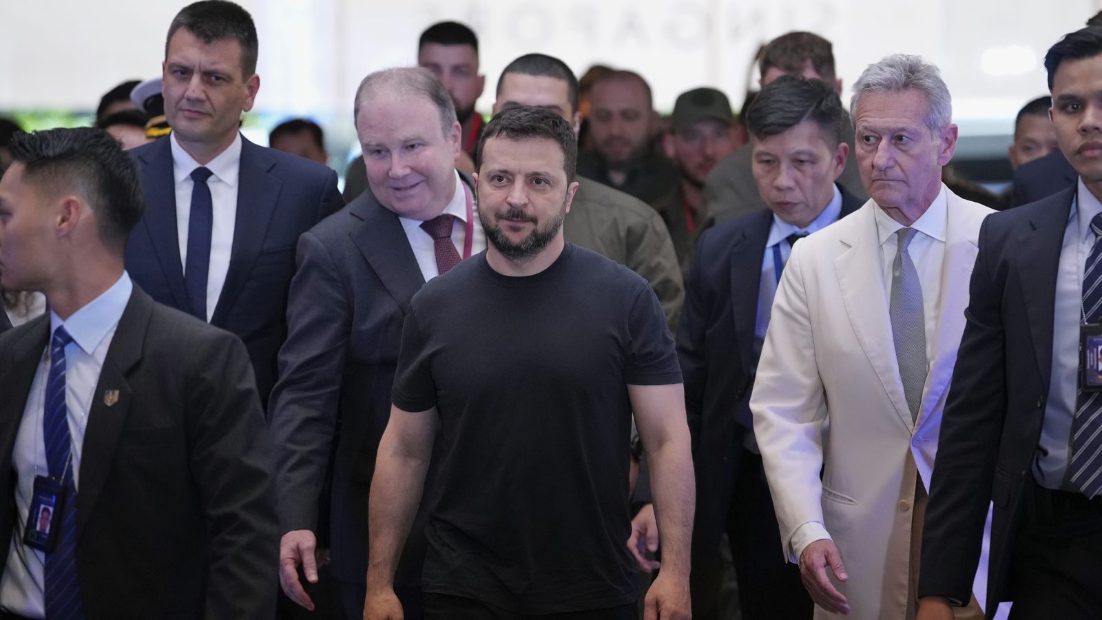 Zelensky makes surprise appearance at Asia-Pacific defense ministers summit in Singapore