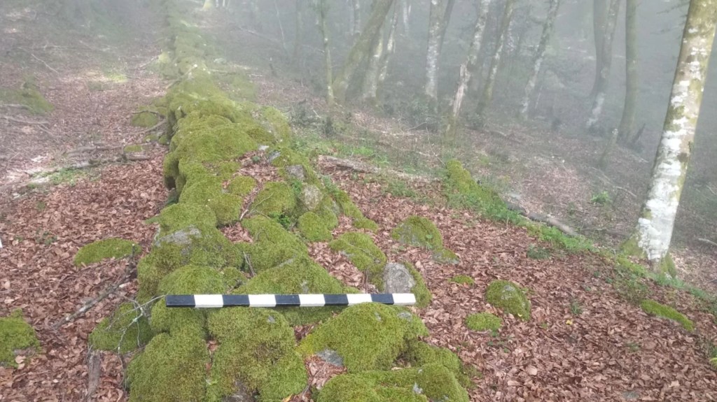 La fortificación romana recientemente identificada se encuentra en Calabria, al sur de Italia. (Crédito: P. Visona/Universidad de Kentucky/Fundación de Arqueología Calabresa)