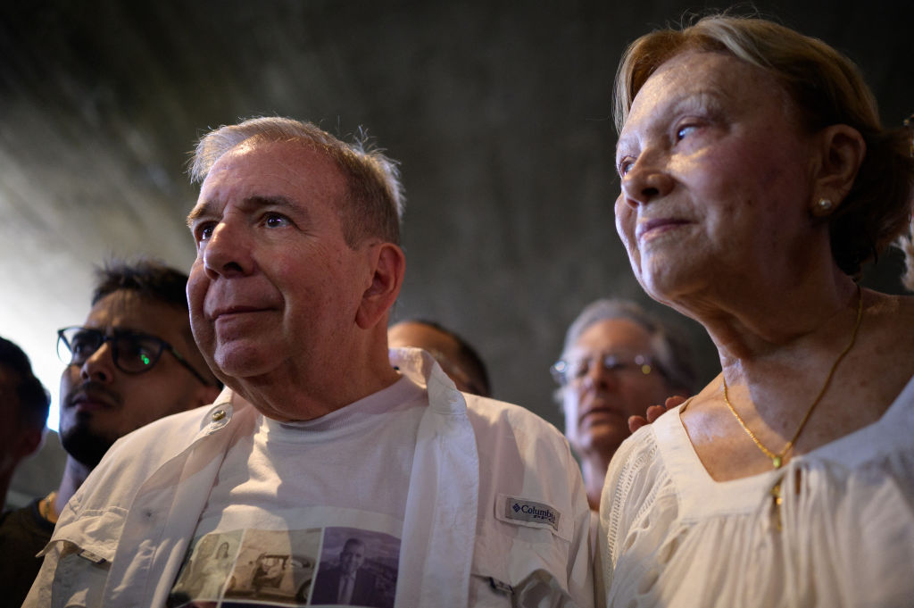 González y López en un acto de campaña (Foto: Gabriela Oraa/AFP via Getty Images)