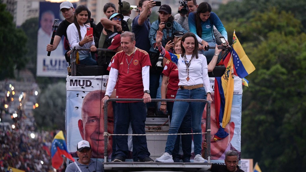 ¿El chavismo se ha acercado a la oposición venezolana? Corina Machado responde