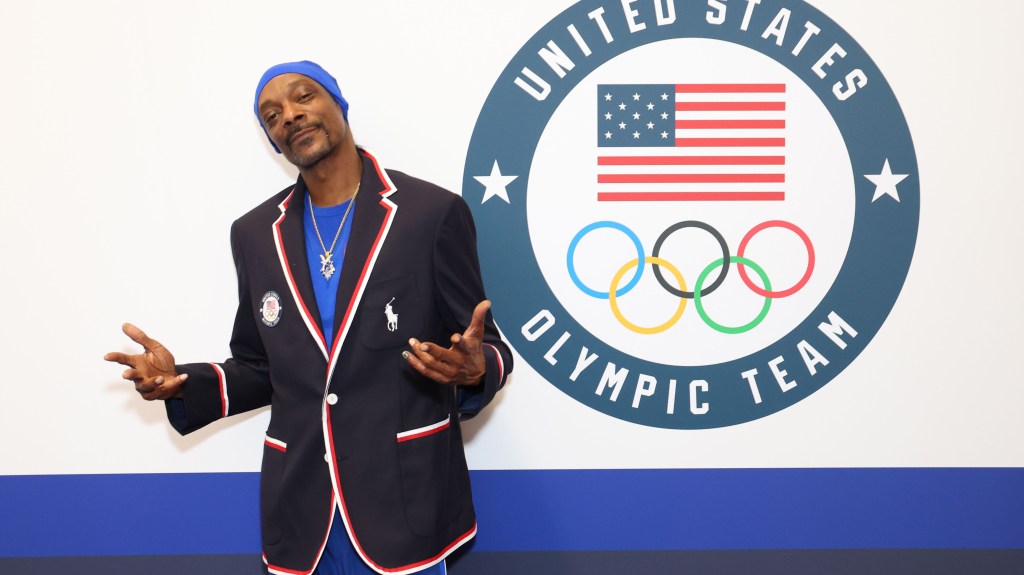 El rapero Snoop Dogg portará la antorcha olímpica