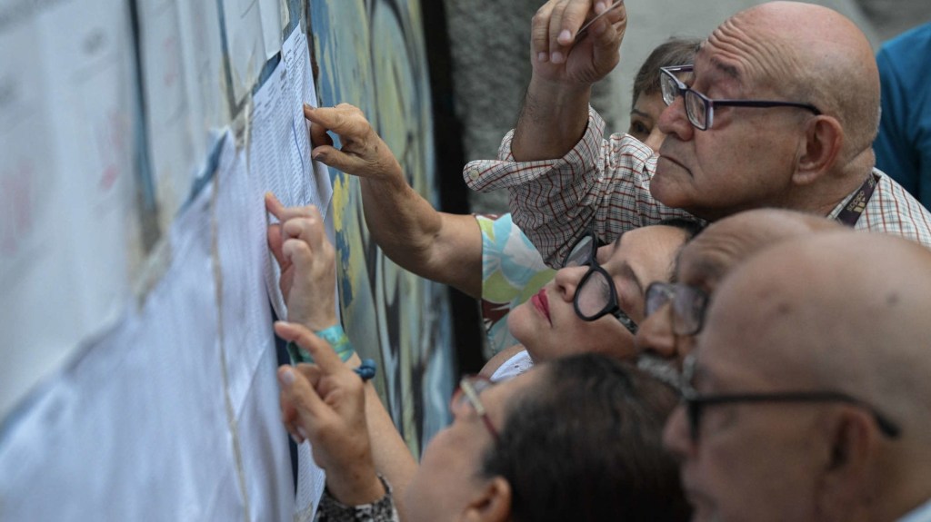 Periodista venezolano descarta que el Gobierno de Maduro autorice la verificación de actas electorales