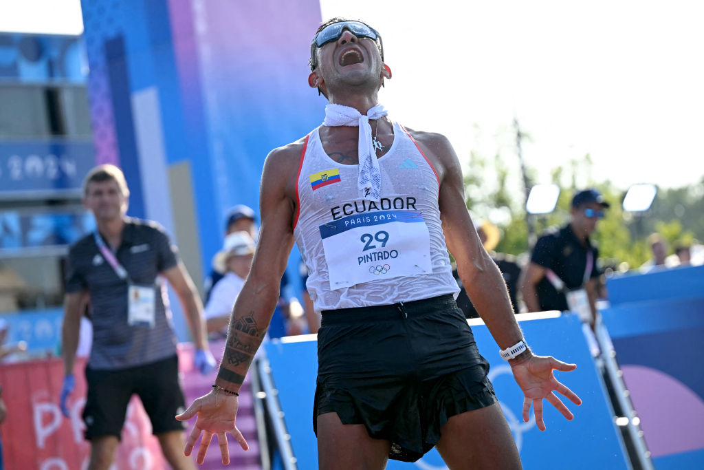 Daniel Pintado gana el oro para Ecuador en marcha de 20 km masculino en los Juegos Olímpicos de París 2024 GettyImages-2164101227