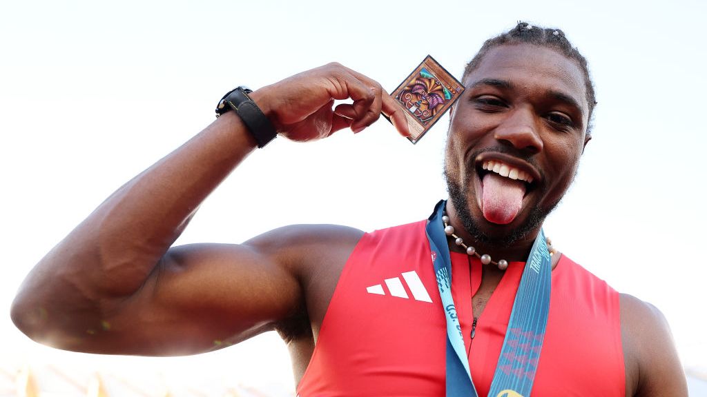 Los momentos en que Noah Lyles se hizo viral: de las cartas de Yu-Gi-Oh! a cuestionar a la NBA