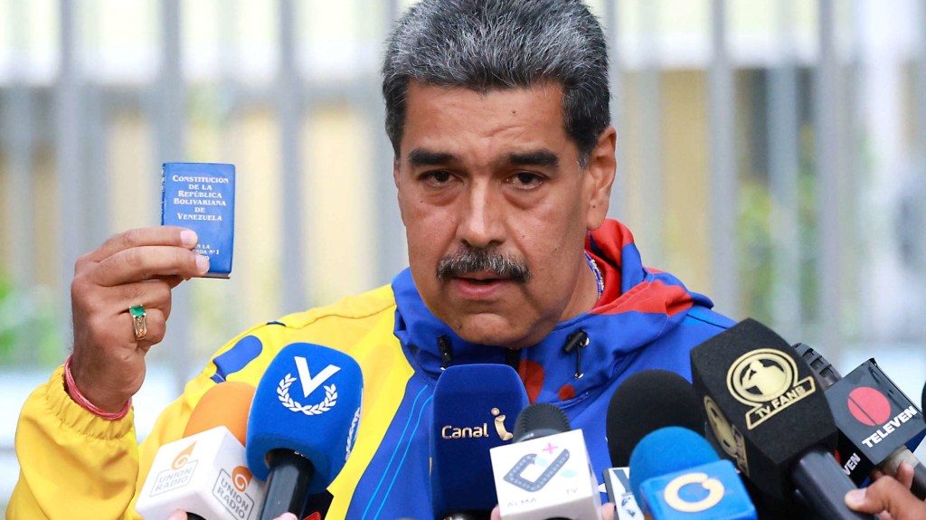 Maduro celebra fallo del Tribunal Supremo de Justicia y apoya reforma a leyes electorales