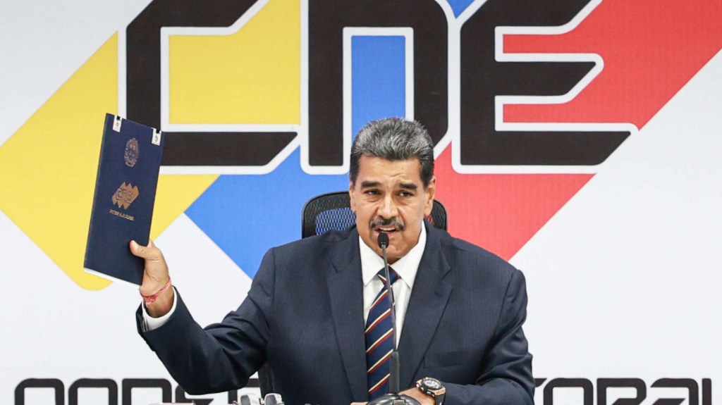 ¿Qué busca Maduro con su amparo contencioso electoral tras los comicios?