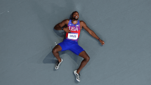 El medallista de bronce Noah Lyles del equipo de Estados Unidos después de competir en la final masculina de 200 m en los Juegos Olímpicos París 2024 en el Stade de France el 8 de agosto de 2024 en París, Francia. (Foto de Richard Heathcote/Getty Images)