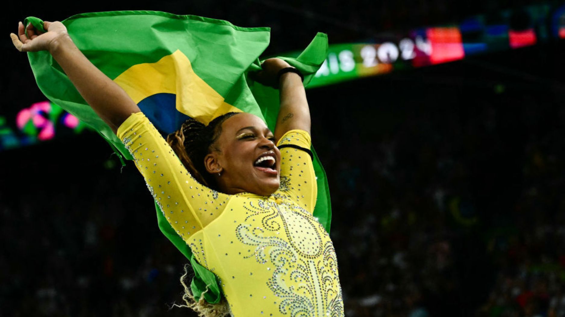 Simone Biles se consagra campeona en la final individual completa de gimnasia en París 2024.