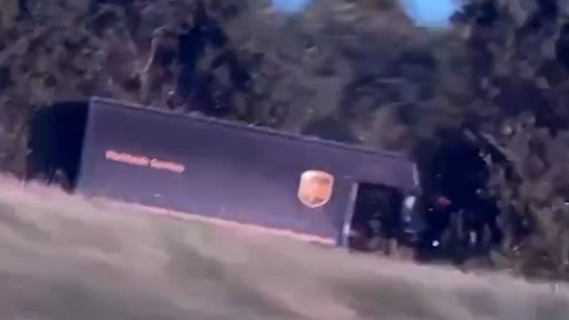 Un conductor de UPS se desmaya al volante por sobrecalentamiento en Texas