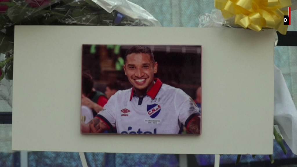 Así rindieron homenaje en Uruguay a Juan Izquierdo, el futbolista uruguayo que murió a los 27 años