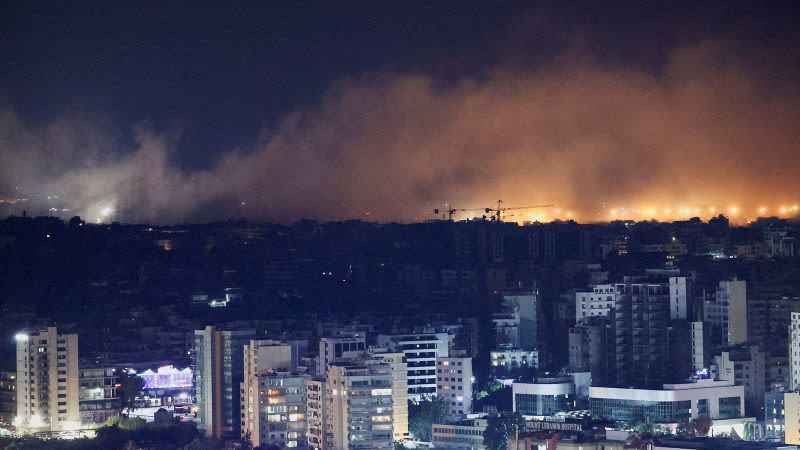 Así se vieron las explosiones de la artillería israelí antes de la incursión terrestre en el Líbano